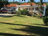 527 MONTROSE CRESENT, St. James, Jamaica - House for Sale